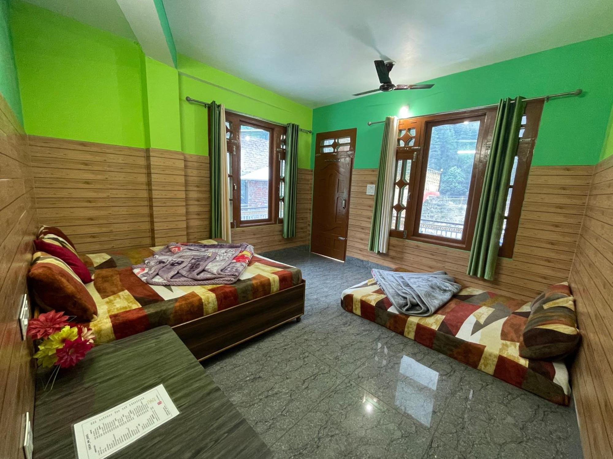 Chojh Inn Guest House Kasol Luaran gambar